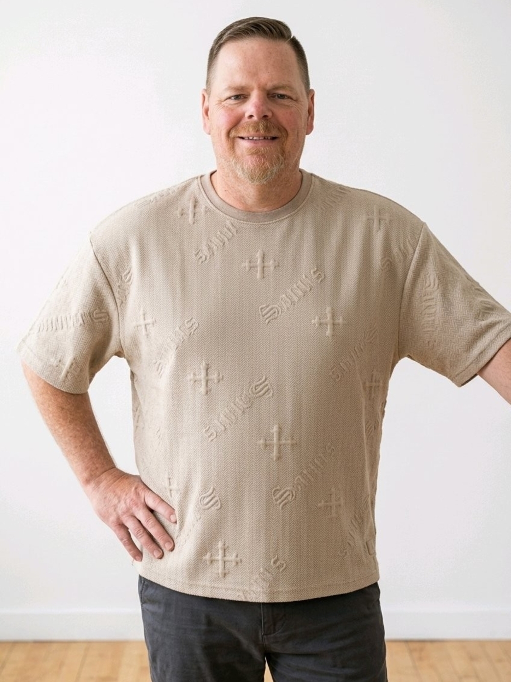 Saints Studio Mens 3XL Taupe Embossed Cross Chevron Textured T-Shirt NWT